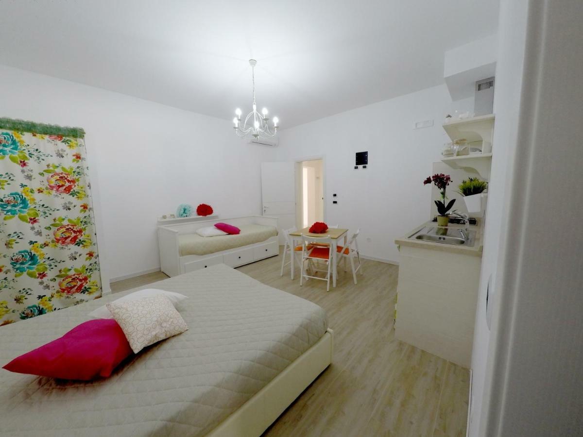 Casa Vacanze Coralloholiday Hotel ตอร์เลลาปิลโล ภายนอก รูปภาพ