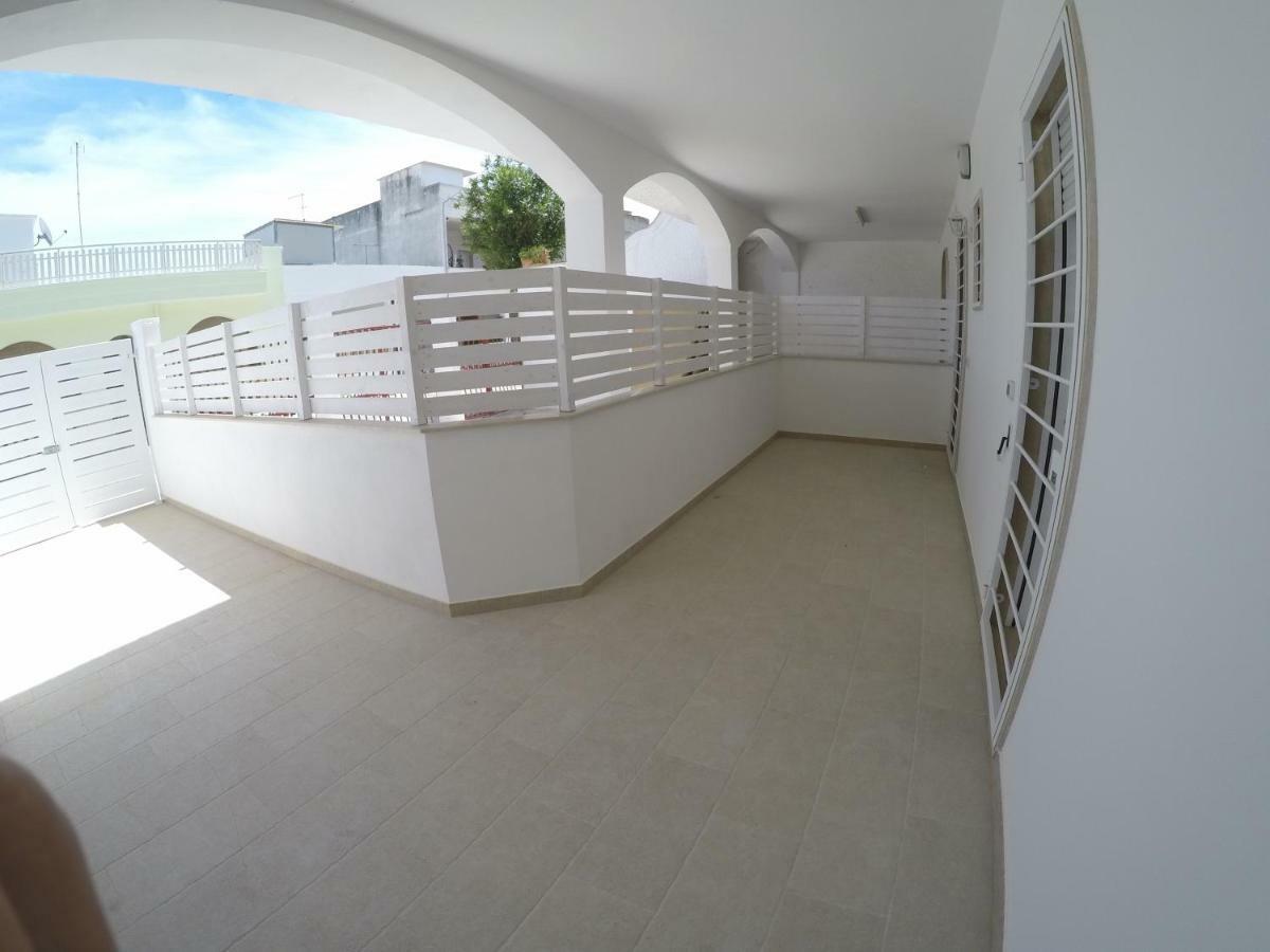 Casa Vacanze Coralloholiday Hotel ตอร์เลลาปิลโล ภายนอก รูปภาพ