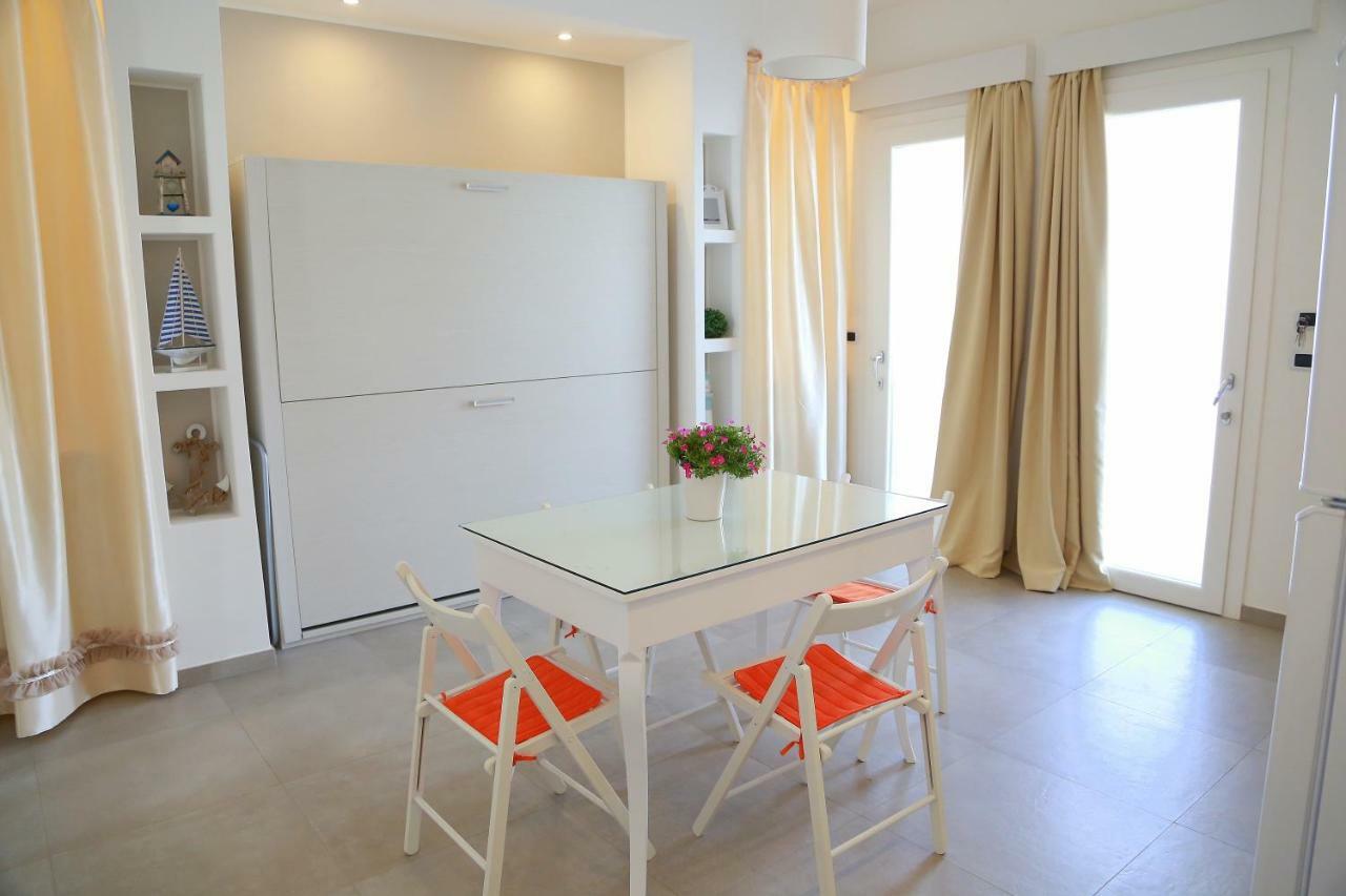 Casa Vacanze Coralloholiday Hotel ตอร์เลลาปิลโล ภายนอก รูปภาพ