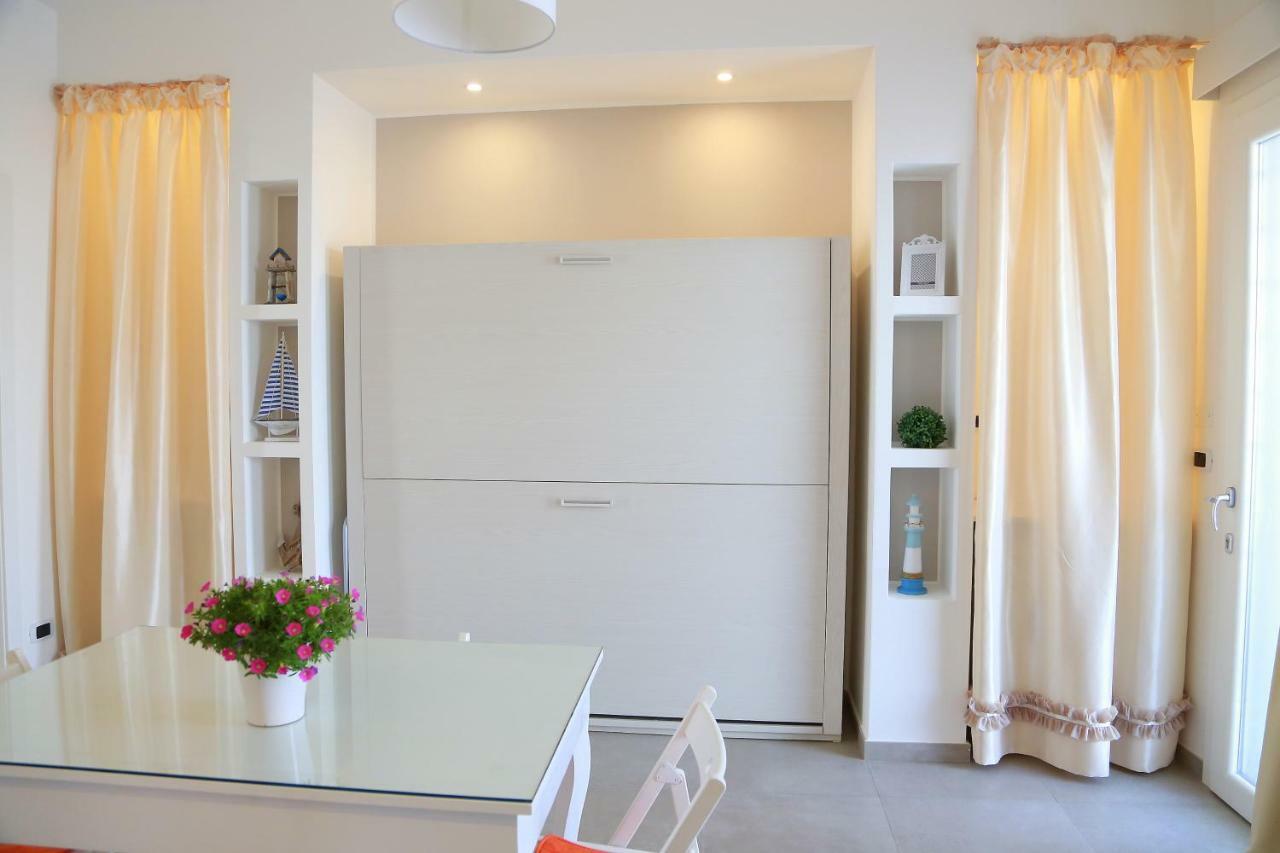 Casa Vacanze Coralloholiday Hotel ตอร์เลลาปิลโล ภายนอก รูปภาพ