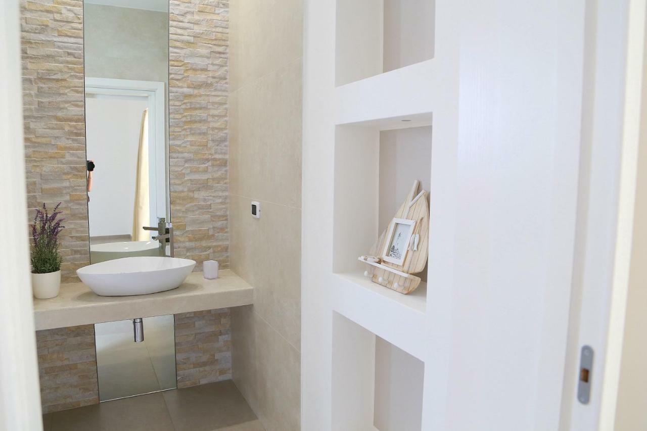 Casa Vacanze Coralloholiday Hotel ตอร์เลลาปิลโล ภายนอก รูปภาพ