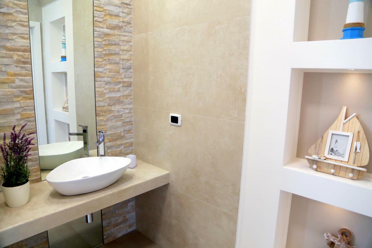 Casa Vacanze Coralloholiday Hotel ตอร์เลลาปิลโล ภายนอก รูปภาพ